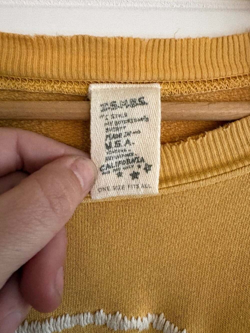 I Stole My Boyfriend's Shirt Smiley Face Embroidered Cropped Sweatshirt One Size - Picture 3 of 8